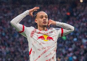 开云APP下载-记者：哈维-西蒙斯倾向于去英超踢球，接近与切尔西达成协议