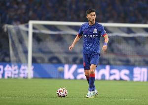 安卓APP-媒体人：蒋圣龙上场德比前已经身体不适，打完德比后又出现反复