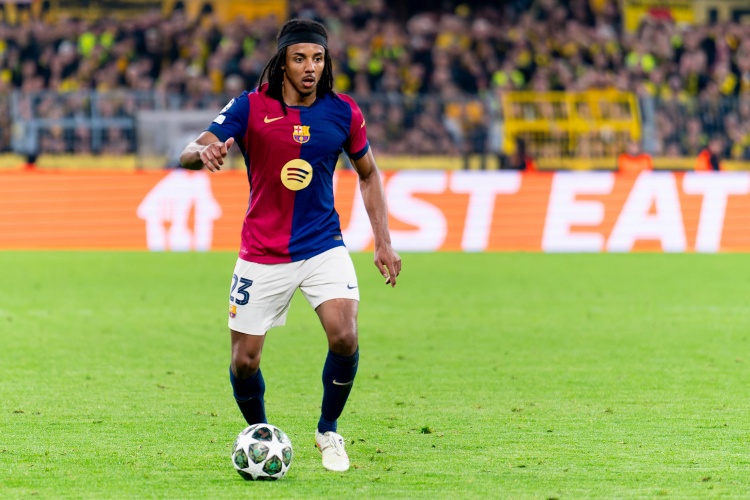 记者：孔德今日与巴萨续约，俱乐部将在未来几天官宣这一消息