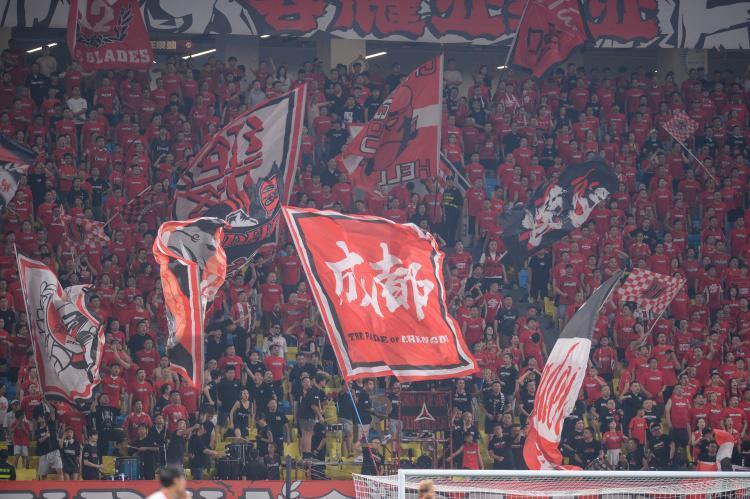 开云app-人气不俗！今晚41393名观众现场观看成都蓉城vs上海海港