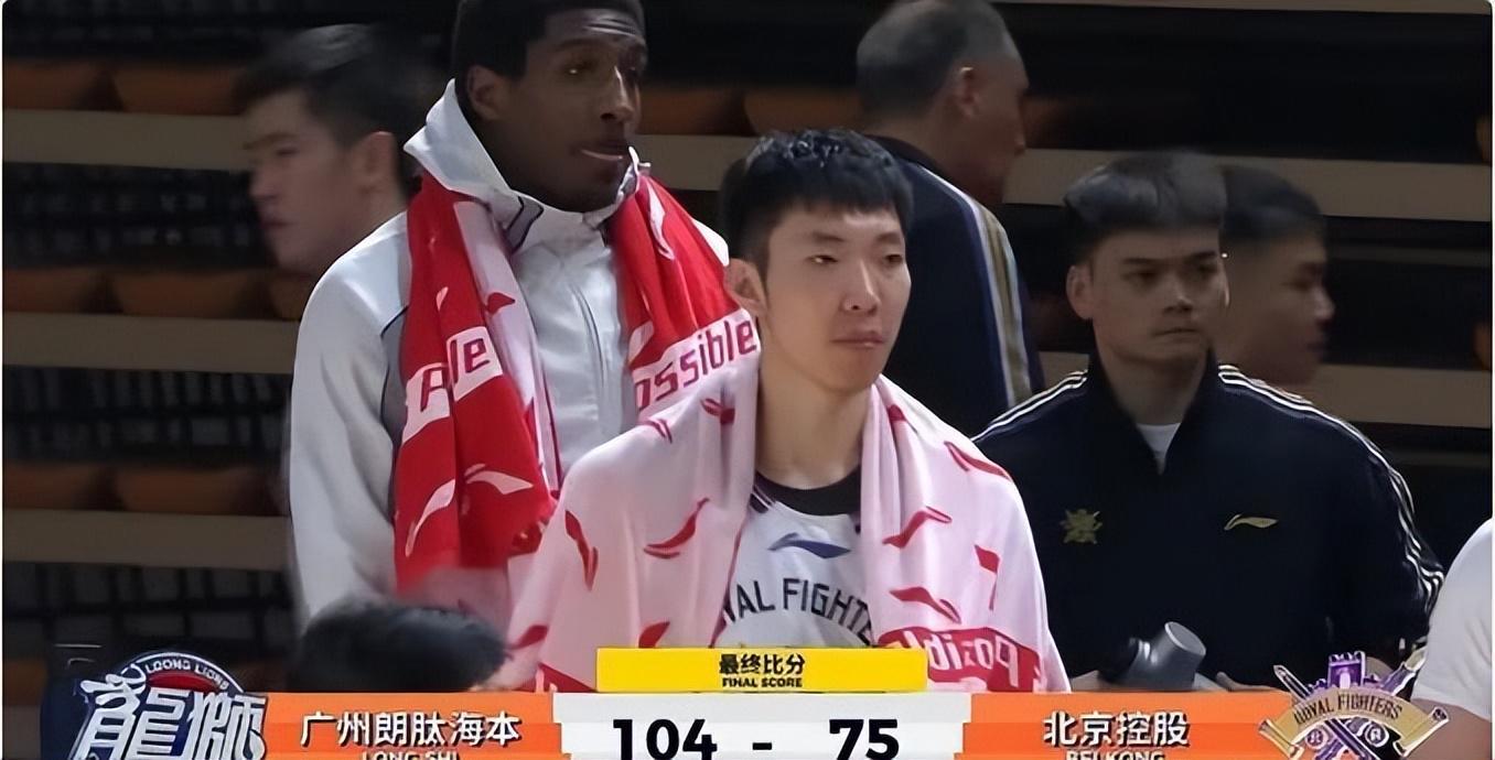 安卓APP-北控29分惨败，张庆鹏赛后批评队员，球迷：为啥输球全是球员责任