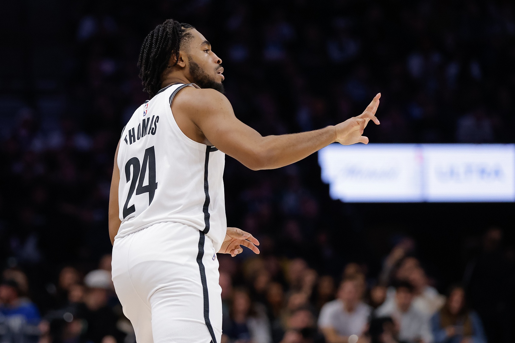 开云APP下载-卡梅隆·托马斯：我的新东家将获得一位精英得分手/出色的双能卫